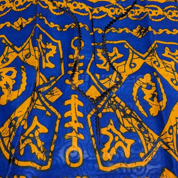 New African Outfit - Picture 1 of 2